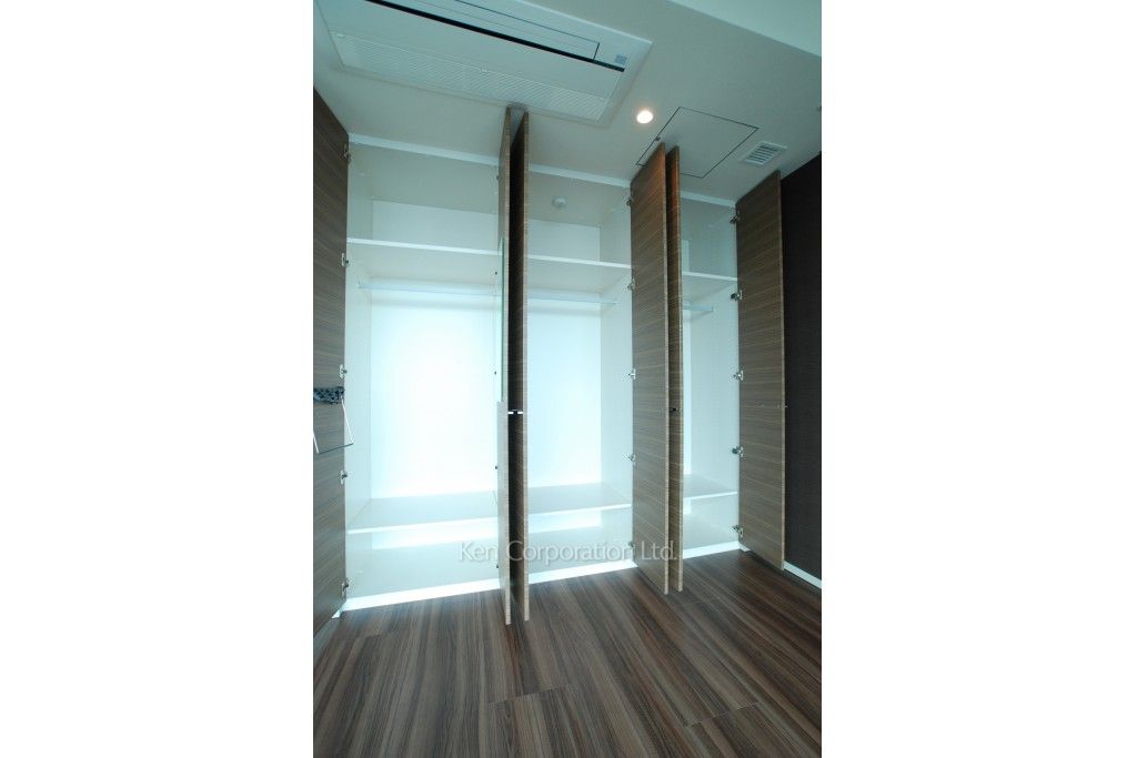 ラ・トゥール青葉台の写真 クローゼット ※31階の同じ間取タイプを撮影。仕様が異なることがあります。