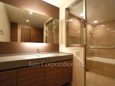 ラ・トゥール青葉台の写真 パウダールーム ※31階の同じ間取タイプを撮影。仕様が異なることがあります。