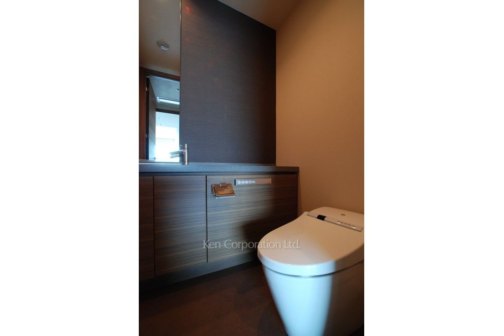 ラ・トゥール青葉台の写真 トイレ ※31階の同じ間取タイプを撮影。仕様が異なることがあります。