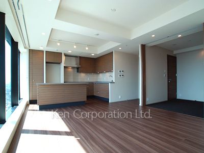 ラ・トゥール青葉台の写真 リビングダイニング