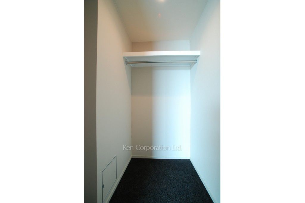 ラ・トゥール青葉台の写真 ウォークインクローゼット