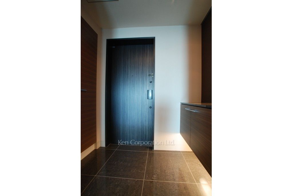 ラ・トゥール青葉台の写真 玄関