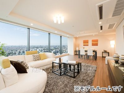 リビングダイニング ※25階の同じ間取タイプを撮影。仕様が異なることがあります。