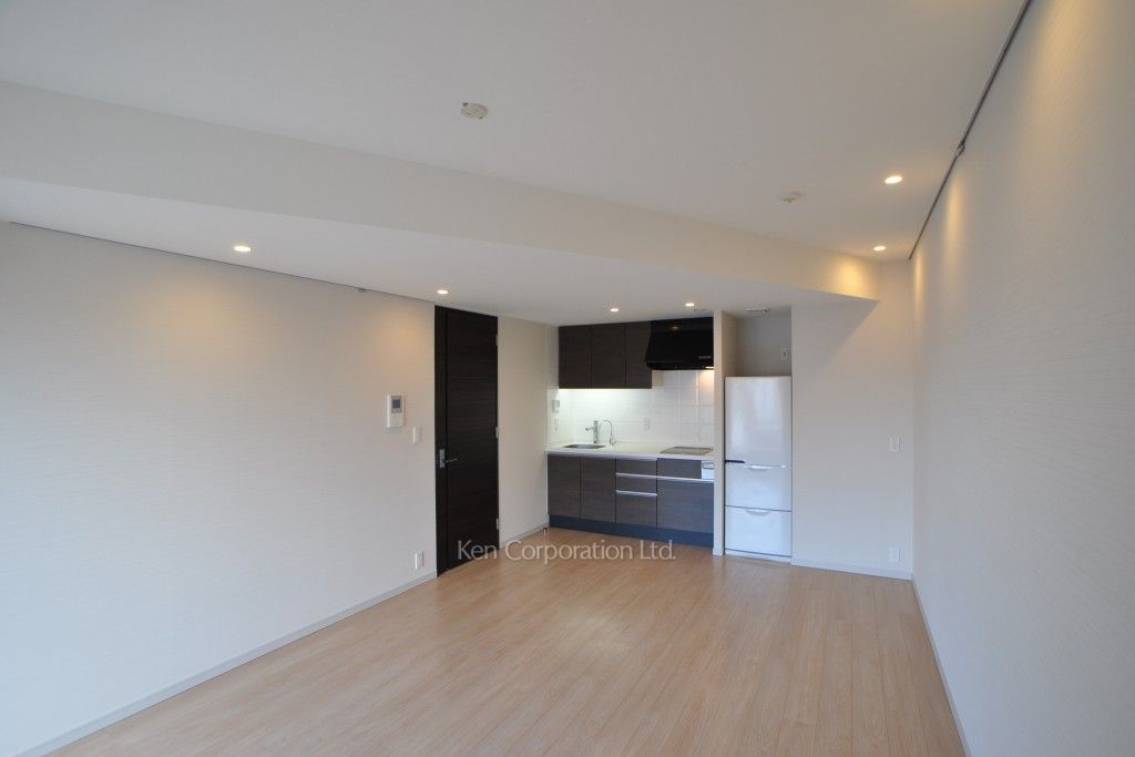 プラティーヌ西新宿の写真 リビングダイニング ※7階の同じ間取タイプを撮影。仕様が異なることがあります。