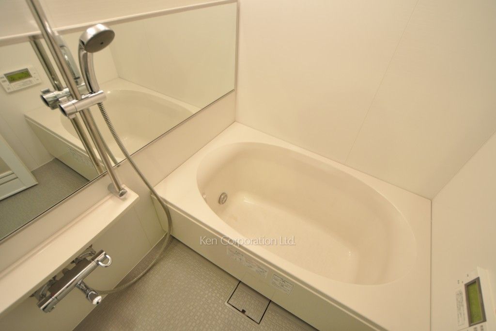 プラティーヌ西新宿の写真 バスルーム ※7階の同じ間取タイプを撮影。仕様が異なることがあります。