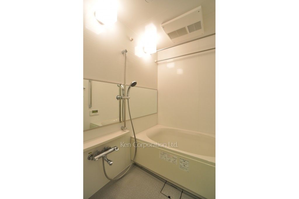 プラティーヌ西新宿の写真 バスルーム ※7階の同じ間取タイプを撮影。仕様が異なることがあります。