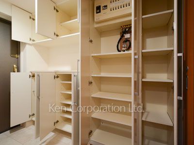 グランドテラス新宿の写真 シューズクローゼット