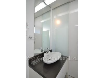 パウダールーム