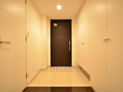 MFPR目黒タワーの写真 玄関 ※2階の同じ間取タイプを撮影。仕様が異なることがあります。