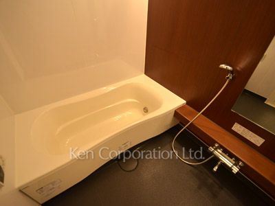 MFPR目黒タワーの写真 バスルーム ※2階の同じ間取タイプを撮影。仕様が異なることがあります。