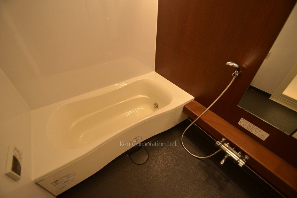 MFPR目黒タワーの写真 バスルーム ※2階の同じ間取タイプを撮影。仕様が異なることがあります。