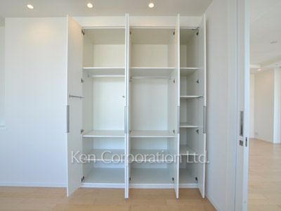 パークアクシス青山一丁目タワーの写真 クローゼット ※20階の同じ間取タイプを撮影。仕様が異なることがあります。