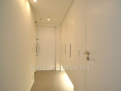 パークアクシス青山一丁目タワーの写真 玄関 ※20階の同じ間取タイプを撮影。仕様が異なることがあります。