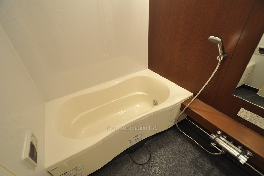 MFPR目黒タワーの写真 バスルーム ※14階の同じ間取タイプを撮影。仕様が異なることがあります。