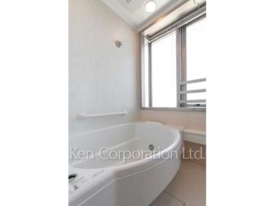 バスルーム ※写真・画像は実際と異なる場合がございます。部屋写真は同一タイプのものです。（ただし、画像中にタイプ名の記載がある場合はその記載内容を優先します。）