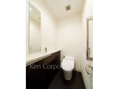 セントラルパークタワー ラ・トゥール新宿の写真 トイレ ※21階の同じ間取タイプを撮影。仕様が異なることがあります。