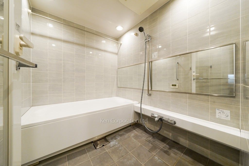 セントラルパークタワー ラ・トゥール新宿の写真 バスルーム ※21階の同じ間取タイプを撮影。仕様が異なることがあります。