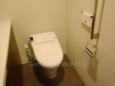 トイレ ※21階の同じ間取タイプを撮影。仕様が異なることがあります。