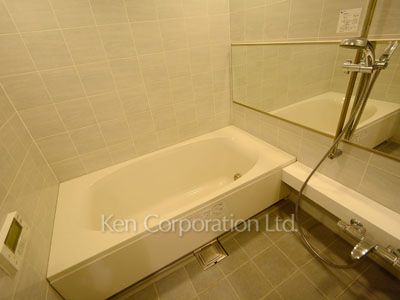 セントラルパークタワー ラ・トゥール新宿の写真 バスルーム ※21階の同じ間取タイプを撮影。仕様が異なることがあります。