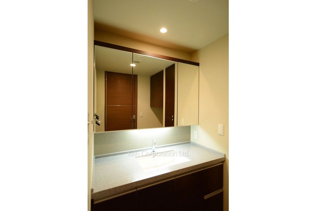 セントラルパークタワー ラ・トゥール新宿の写真 パウダールーム ※21階の同じ間取タイプを撮影。仕様が異なることがあります。