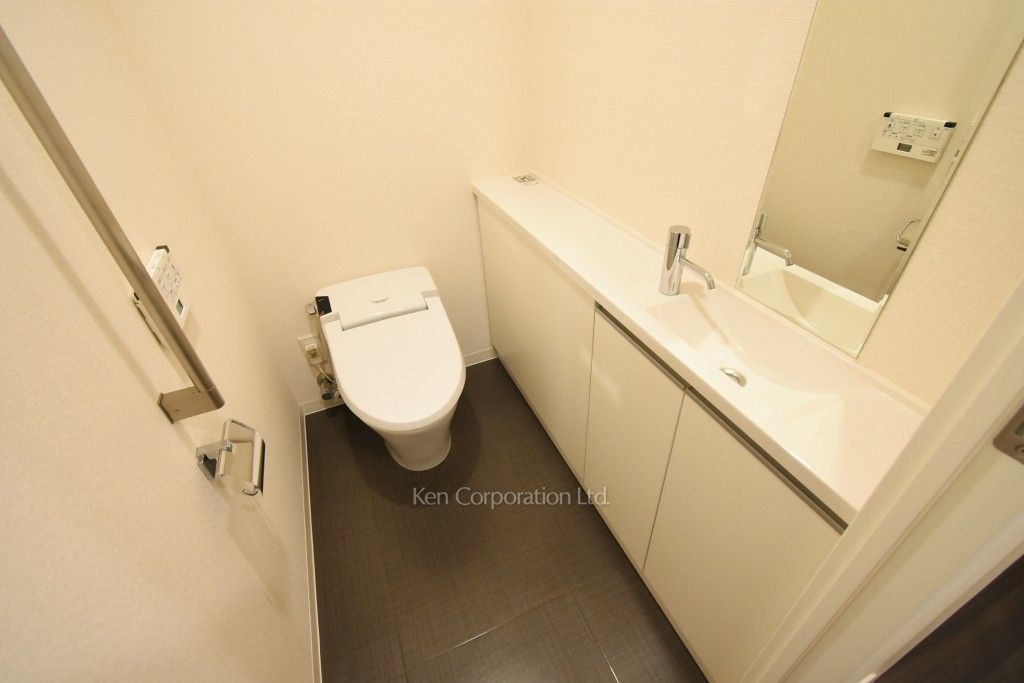 セントラルパークタワー ラ・トゥール新宿の写真 トイレ ※25階の同じ間取タイプを撮影。仕様が異なることがあります。