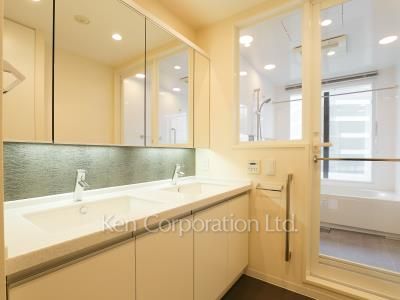 セントラルパークタワー ラ・トゥール新宿の写真 パウダールーム ※22階の同じ間取タイプを撮影。仕様が異なることがあります。