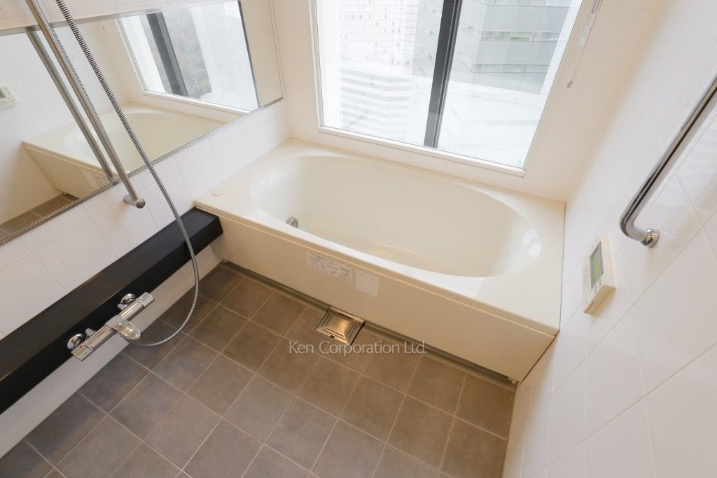 セントラルパークタワー ラ・トゥール新宿の写真 バスルーム ※22階の同じ間取タイプを撮影。仕様が異なることがあります。