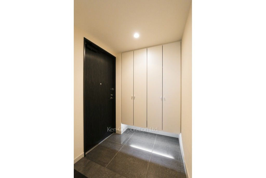 セントラルパークタワー ラ・トゥール新宿の写真 玄関 ※22階の同じ間取タイプを撮影。仕様が異なることがあります。