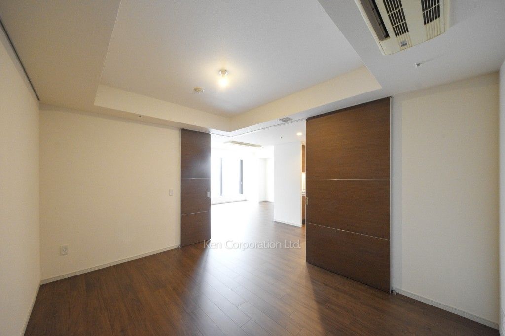 セントラルパークタワー ラ・トゥール新宿の写真 マスターベッドルーム ※33階の同じ間取タイプを撮影。仕様が異なることがあります。