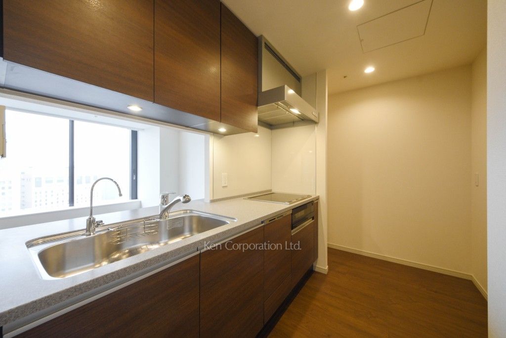 セントラルパークタワー ラ・トゥール新宿の写真 キッチン ※33階の同じ間取タイプを撮影。仕様が異なることがあります。