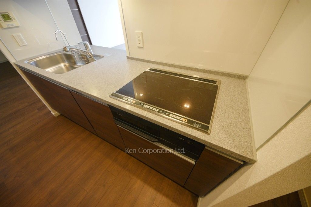 セントラルパークタワー ラ・トゥール新宿の写真 キッチン ※33階の同じ間取タイプを撮影。仕様が異なることがあります。