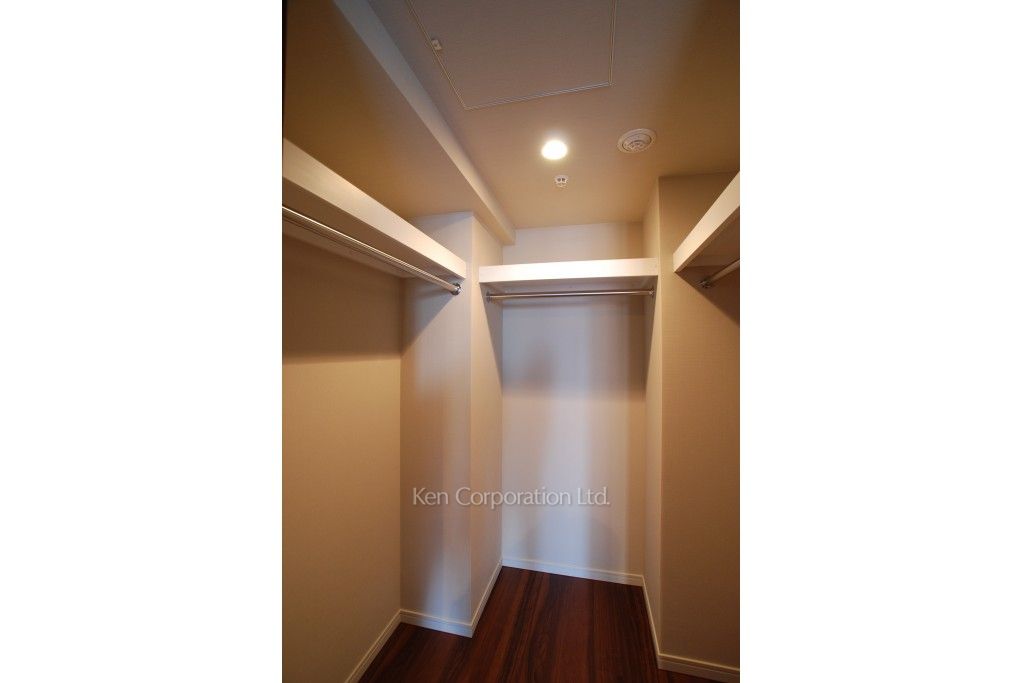 セントラルパークタワー ラ・トゥール新宿の写真 ウォークインクローゼット