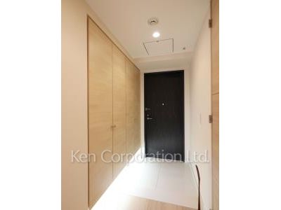 玄関 ※29階の同じ間取タイプを撮影。仕様が異なることがあります。