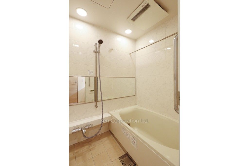 セントラルパークタワー ラ・トゥール新宿の写真 バスルーム ※29階の同じ間取タイプを撮影。仕様が異なることがあります。