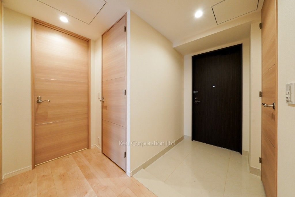 セントラルパークタワー ラ・トゥール新宿の写真 玄関 ※29階の同じ間取タイプを撮影。仕様が異なることがあります。