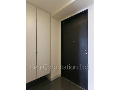 セントラルパークタワー ラ・トゥール新宿の写真 玄関 ※34階の同じ間取タイプを撮影。仕様が異なることがあります。