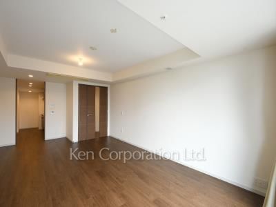 セントラルパークタワー ラ・トゥール新宿の写真 居室（LDなど） ※30階の同じ間取タイプを撮影。仕様が異なることがあります。