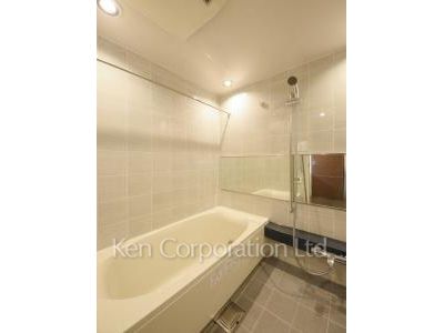 セントラルパークタワー ラ・トゥール新宿の写真 バスルーム ※30階の同じ間取タイプを撮影。仕様が異なることがあります。