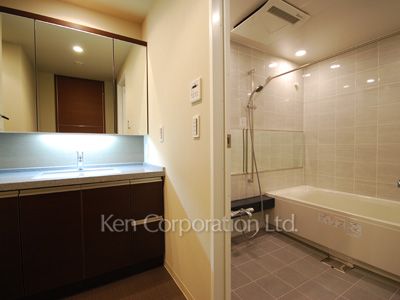 パウダールーム