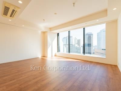 居室（LDなど） ※37階の同じ間取タイプを撮影。仕様が異なることがあります。