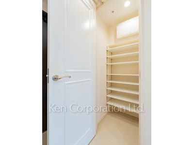 クローゼット ※37階の同じ間取タイプを撮影。仕様が異なることがあります。