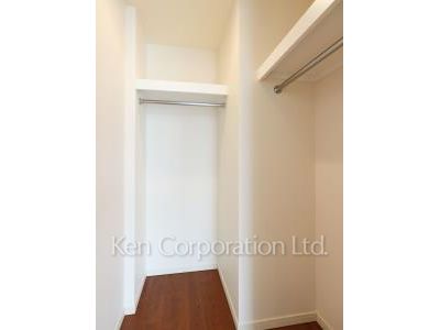 セントラルパークタワー ラ・トゥール新宿の写真 ウォークインクローゼット ※40階の同じ間取タイプを撮影。仕様が異なることがあります。