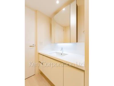 パウダールーム