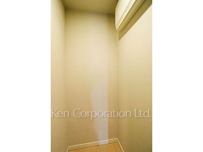 プラウドタワー千代田富士見の写真 ストレージ