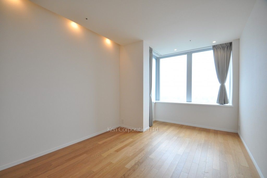 パークアクシス青山一丁目タワーの写真 ベッドルーム ※35階の同じ間取タイプを撮影。仕様が異なることがあります。