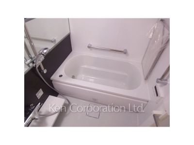 バスルーム ※写真・画像は実際と異なる場合がございます。部屋写真は同一タイプのものです。（ただし、画像中にタイプ名の記載がある場合はその記載内容を優先します。）