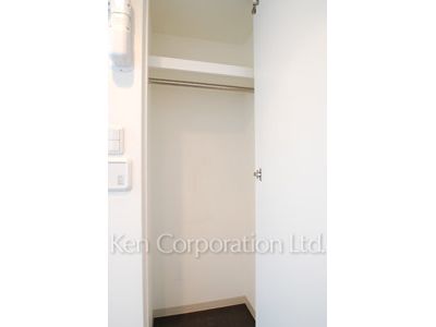 MFPR目黒タワーの写真 クローゼット ※4階の同じ間取タイプを撮影。仕様が異なることがあります。