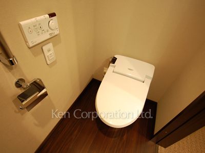 トイレ ※12階の同じ間取タイプを撮影。仕様が異なることがあります。（10階・1LDK）  ※写真の無断転載禁止
