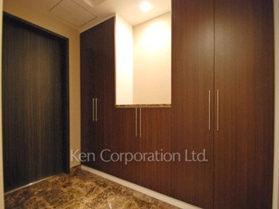 ラ・トゥール飯田橋の写真 玄関 ※20階の同じ間取タイプを撮影。仕様が異なることがあります。