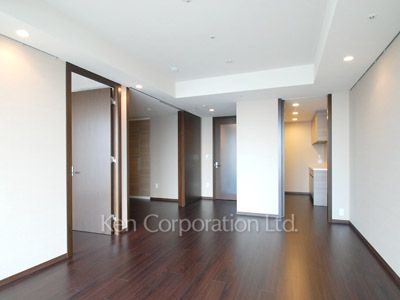 ラ・トゥール飯田橋の写真 リビングダイニング ※20階の同じ間取タイプを撮影。仕様が異なることがあります。